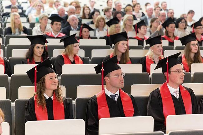 Mit ihrem besonderen Hochschulkonzept leistet die MSH einen Beitrag zum Veränderungsprozess im Gesundheitswesen und bildet hochqualifizierte Nachwuchskräfte aus.