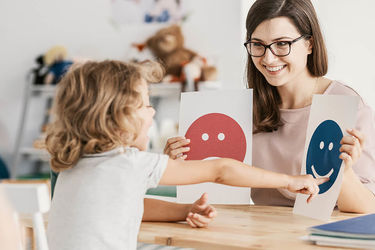 DHGS Deutsche Hochschule für Gesundheit und Sport