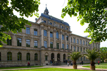 Universität Erlangen-Nürnberg